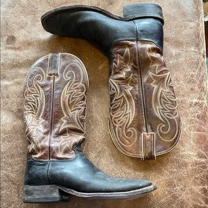Tony Lama Women's Black/Brown Western Square Toed Cowboy Boots. Good Condition.